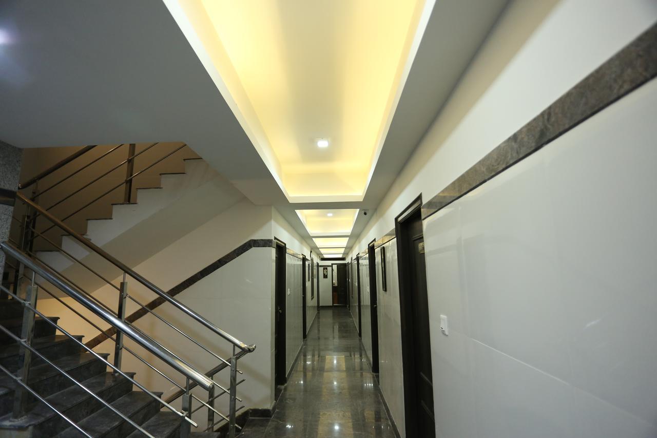 Hotel Rr International Bangalore Exterior photo